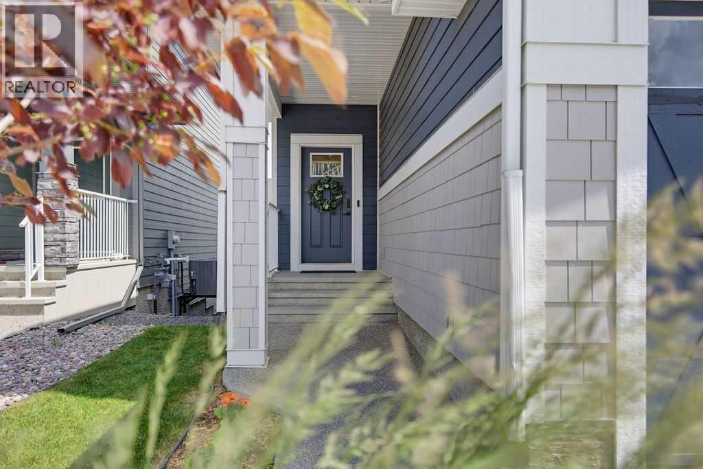 136 Sunrise Common, Cochrane, Alberta T4C 2S1 - Photo 3 - A2329155
