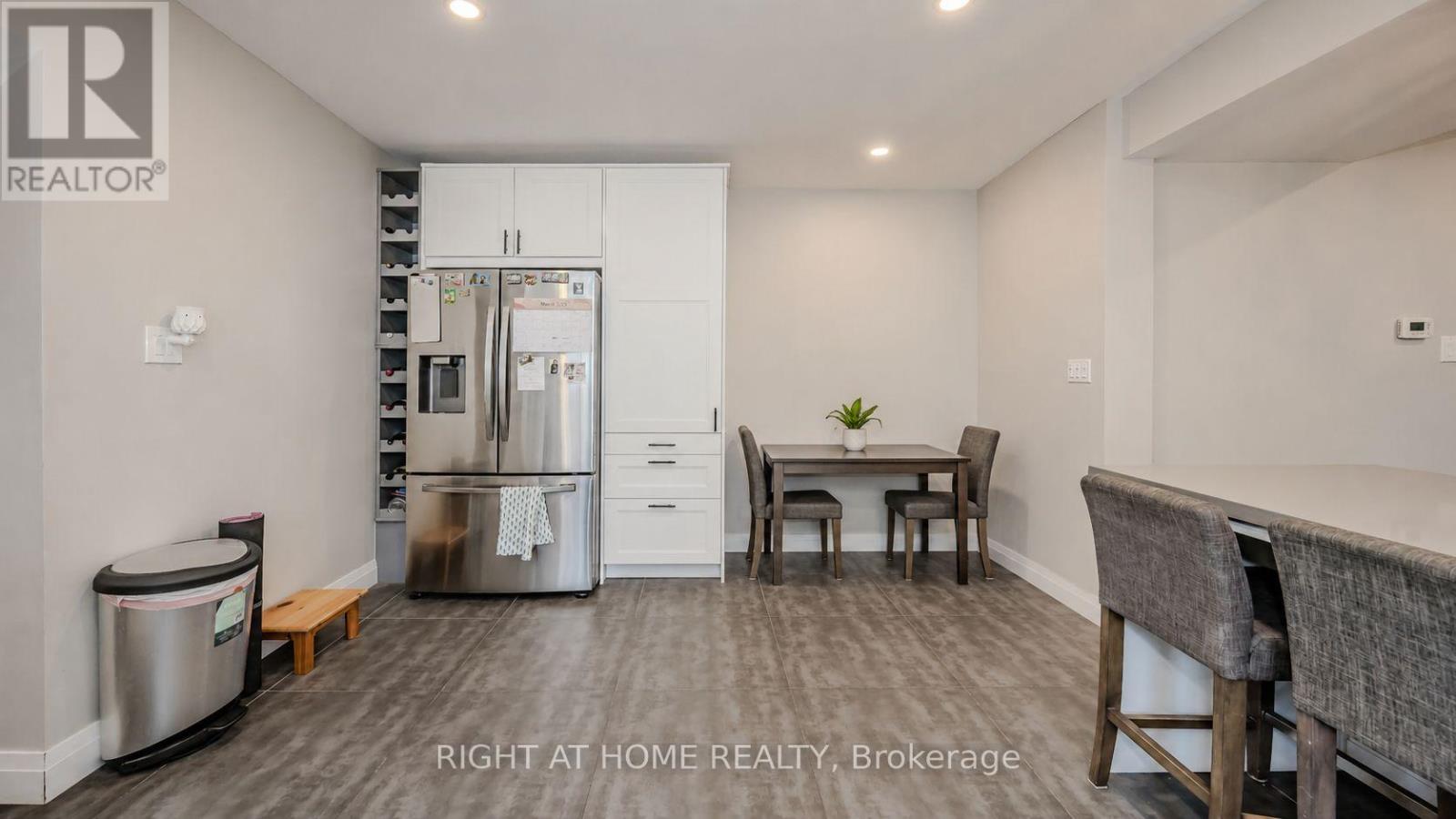 126 Poplar Avenue, Halton Hills, Ontario  L7J 2E2 - Photo 7 - W13587840