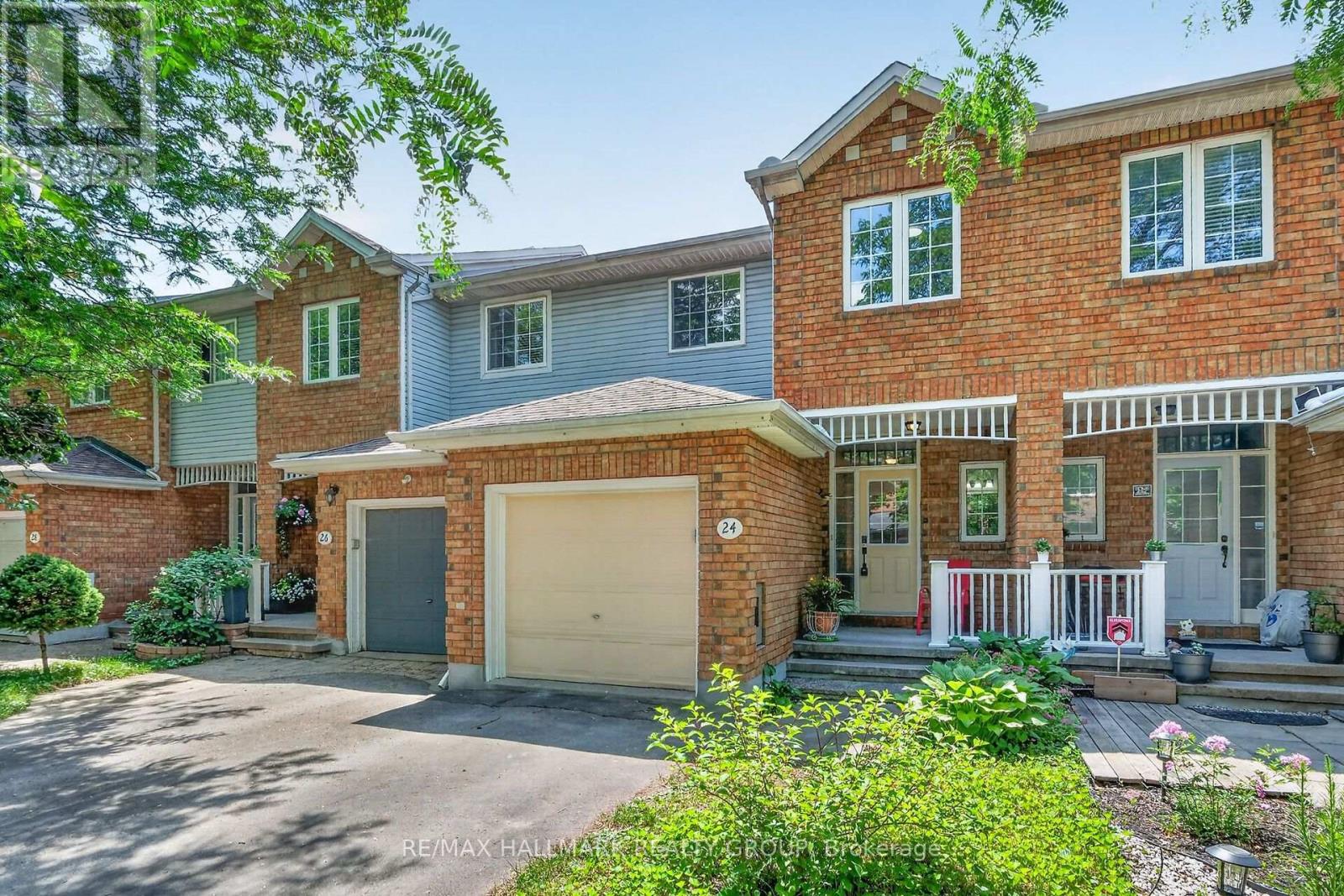 24 Gray Crescent, Ottawa, Ontario  K2K 3J6 - Photo 2 - X13705112
