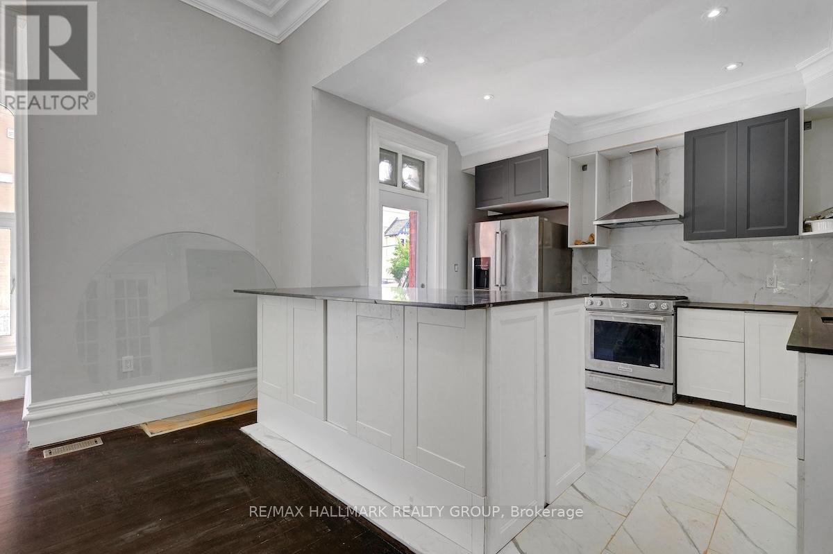 460 Wilbrod Street, Ottawa, Ontario  K1N 6M8 - Photo 5 - X13705116