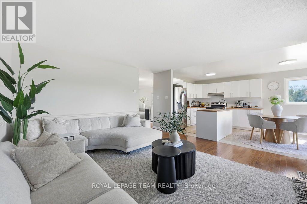 195 Harbour View Street, Ottawa, Ontario  K2G 7B2 - Photo 12 - X13705122
