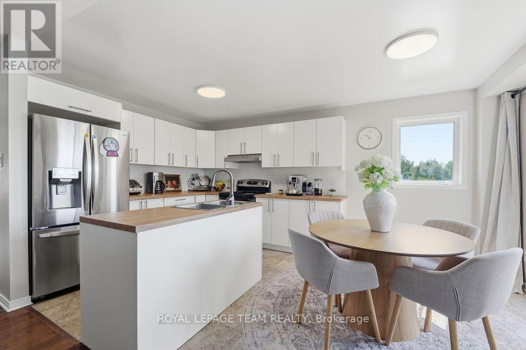 195 Harbour View Street, Ottawa, Ontario  K2G 7B2 - Photo 17 - X13705122