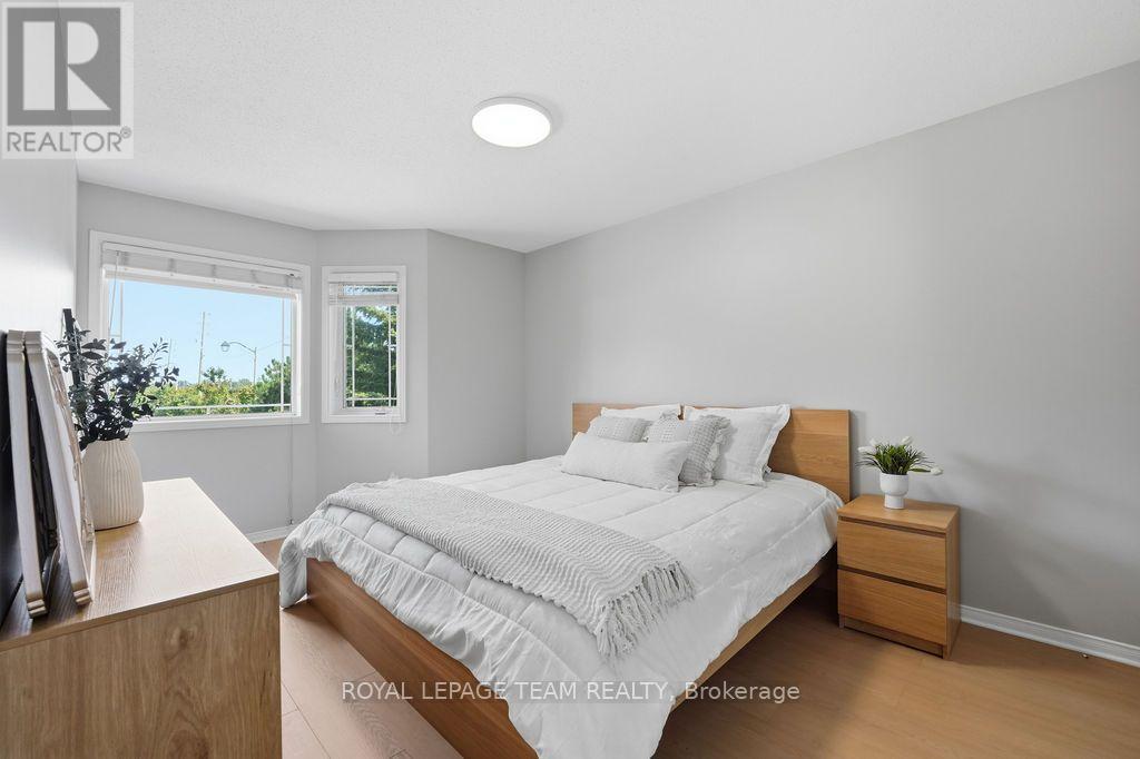 195 Harbour View Street, Ottawa, Ontario  K2G 7B2 - Photo 36 - X13705122
