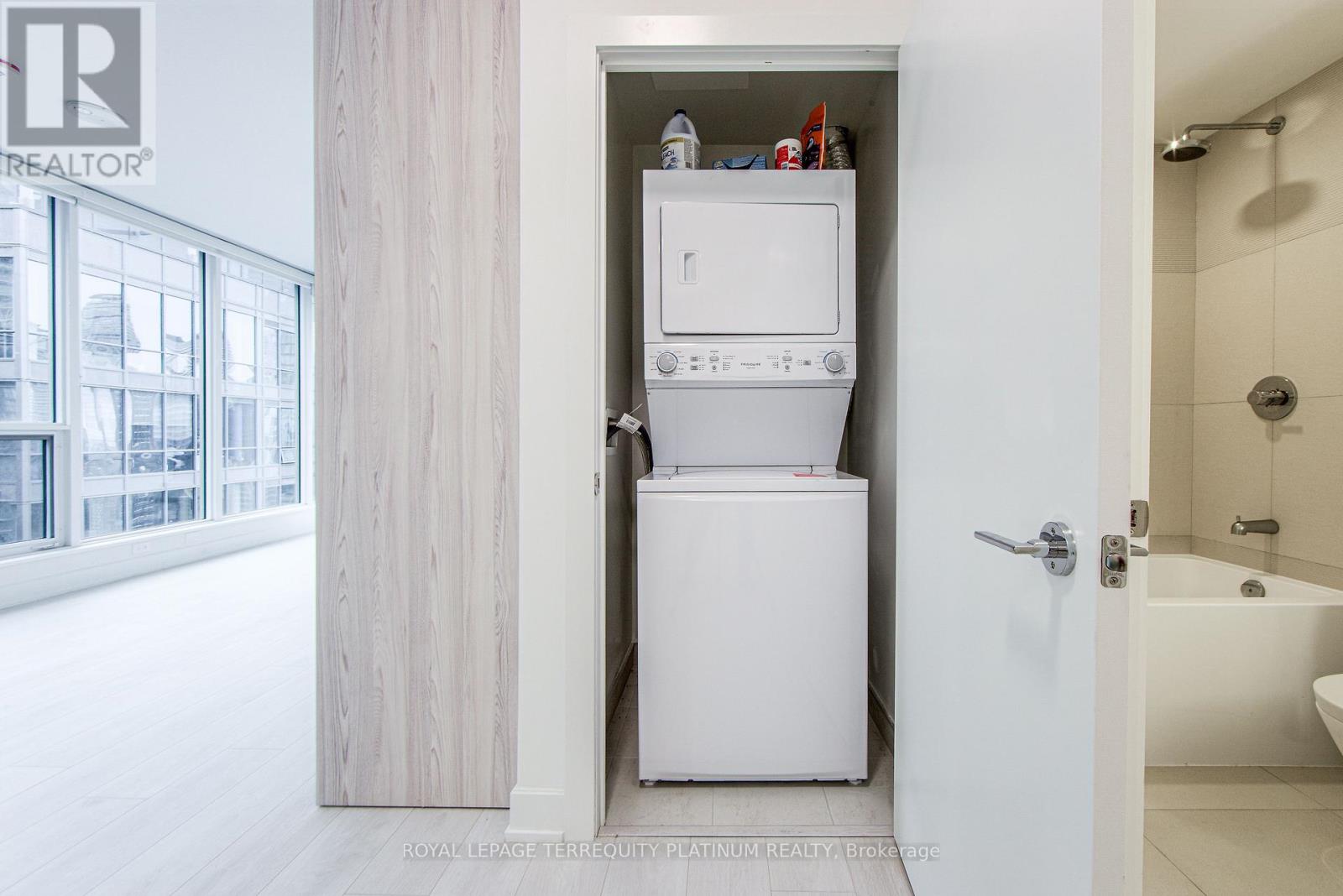 2906 - 15 Mercer Street, Toronto, Ontario  M5V 1H2 - Photo 9 - C13705138