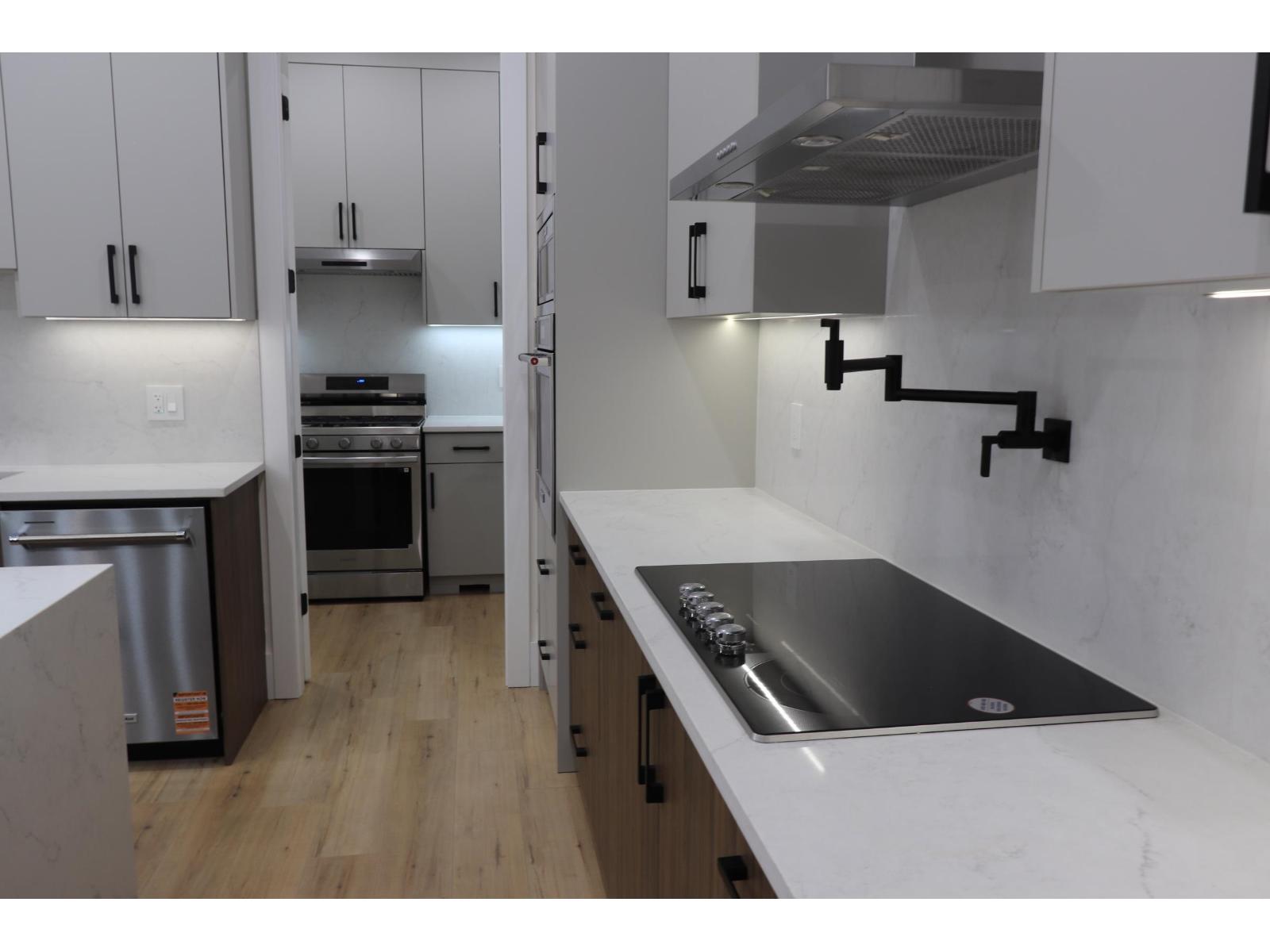 7080 192a Street, Surrey, British Columbia  V4N 6V1 - Photo 10 - R3157805