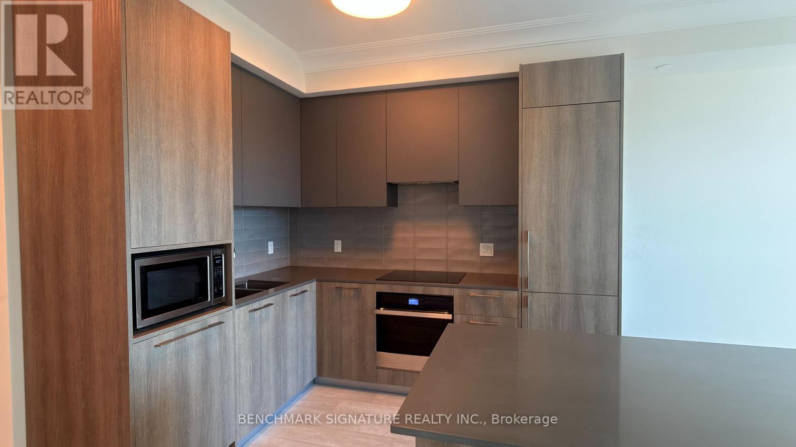 908 - 38 WATER WALK DRIVE, Markham, Ontario