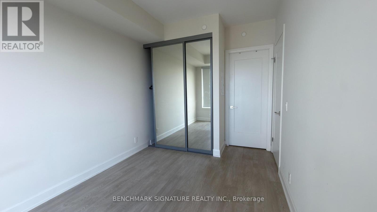 908 - 38 Water Walk Drive, Markham, Ontario  L3R 6M8 - Photo 3 - N13705130