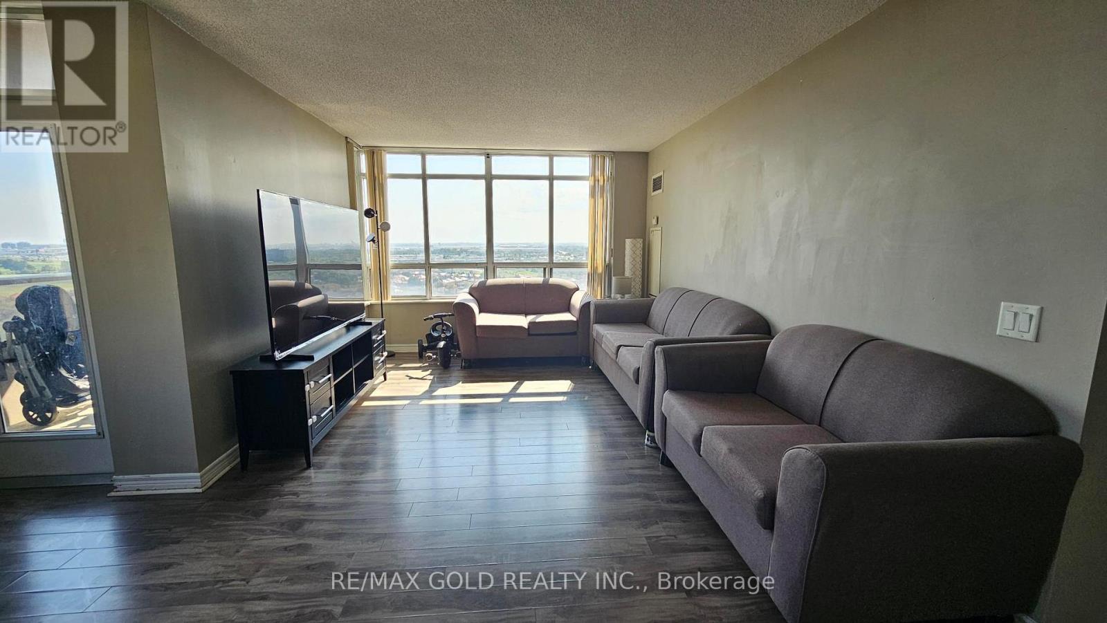 1912 - 710 Humberwood Boulevard, Toronto, Ontario  M9W 7J5 - Photo 11 - W13704596