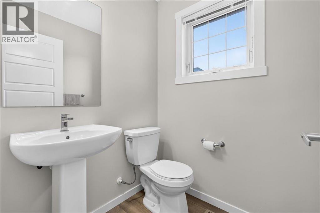 246 Cranbrook Square SE, Calgary, Alberta  T3M 3E3 - Photo 17 - A2339123