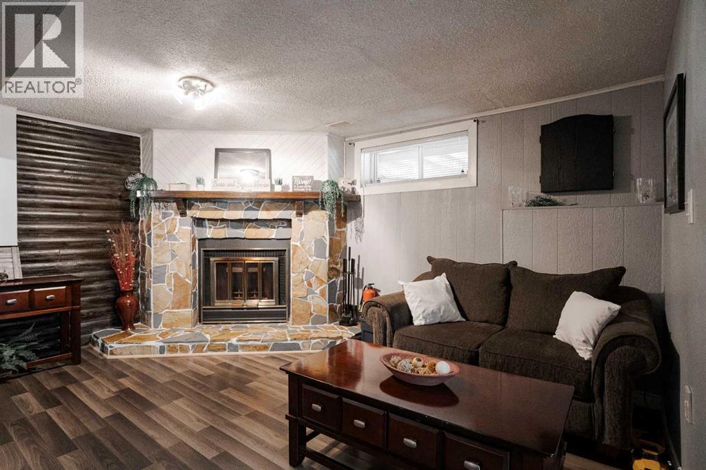 114 Hilltop Crescent, Fort Mcmurray, Alberta T9H 3V4 - Photo 30 - A2337461