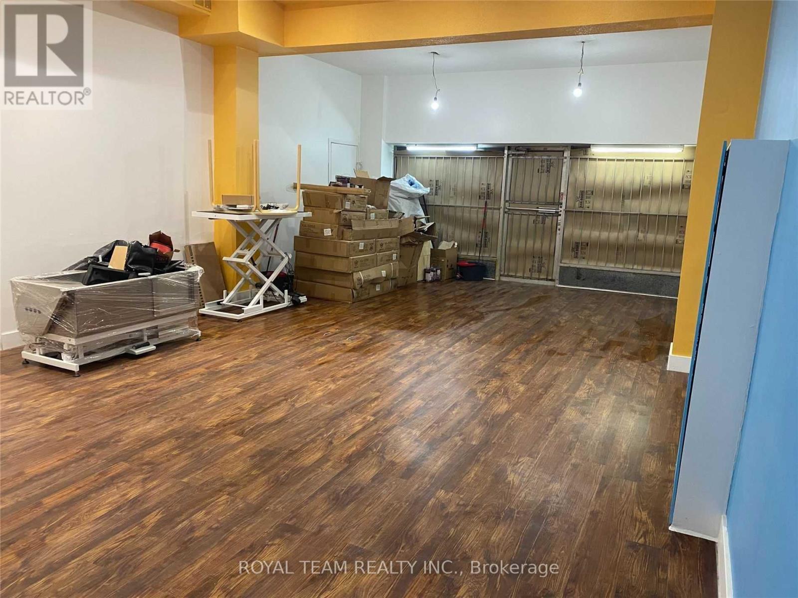 106-108 King Street, Toronto (Weston), Ontario  M9N 1L5 - Photo 2 - W13705142
