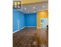 106-108 KING STREET, Toronto, Ontario