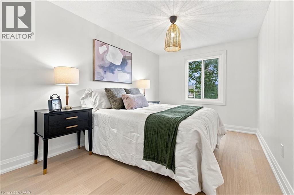 2020 Chrisdon Road, Burlington, Ontario L7M 3W8 - Photo 23 - 40854931