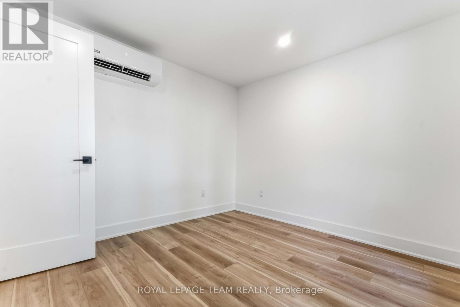 4 - 549 Melbourne Avenue, Ottawa, Ontario  K2A 1W7 - Photo 11 - X13705170