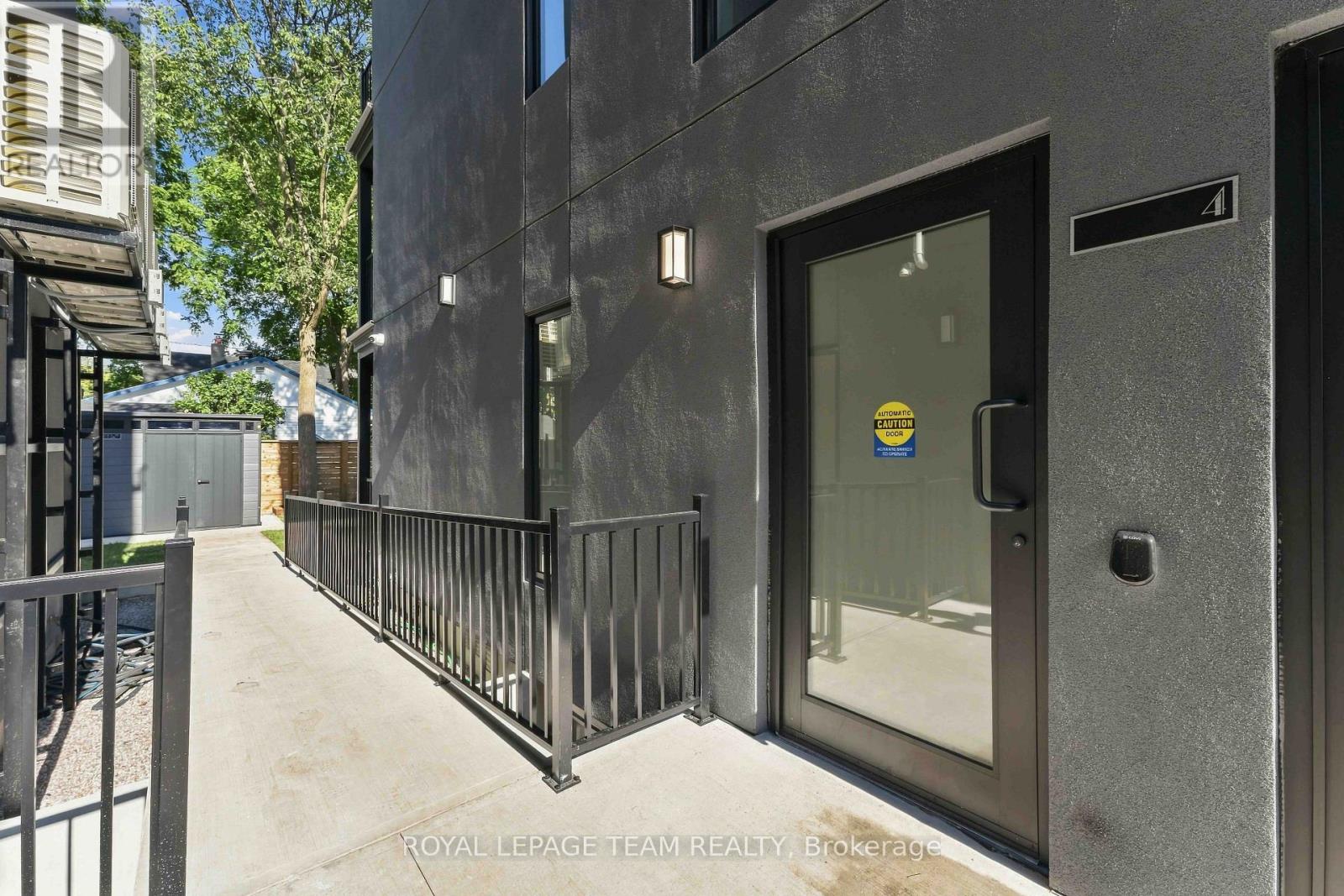 4 - 549 Melbourne Avenue, Ottawa, Ontario  K2A 1W7 - Photo 18 - X13705170