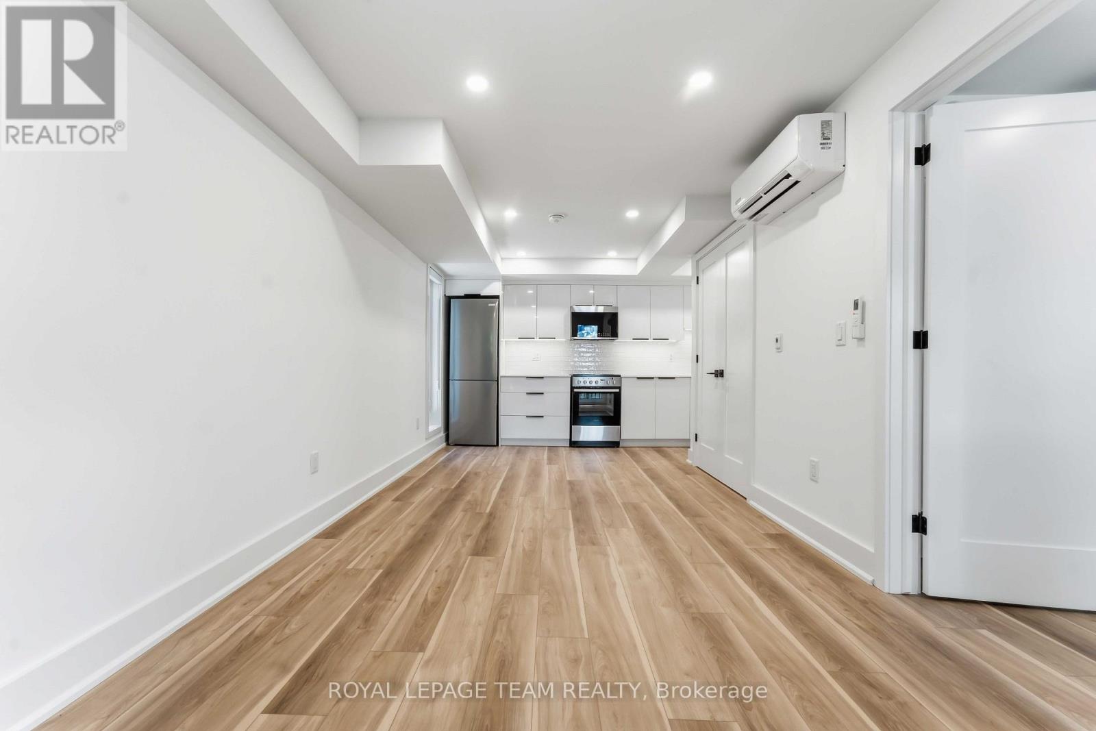 4 - 549 Melbourne Avenue, Ottawa, Ontario  K2A 1W7 - Photo 6 - X13705170