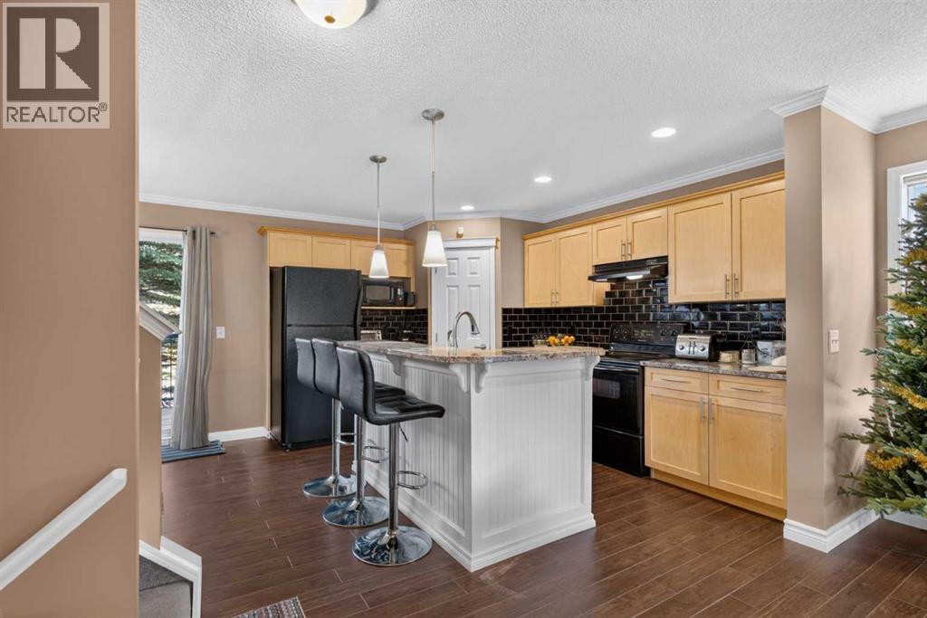 22 Panatella Park NW, Calgary, Alberta  T3K 6K4 - Photo 7 - A2324025