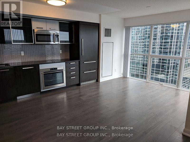 1112 - 5162 Yonge Street, Toronto (Willowdale West), Ontario  M2N 0E9 - Photo 1 - C13705152
