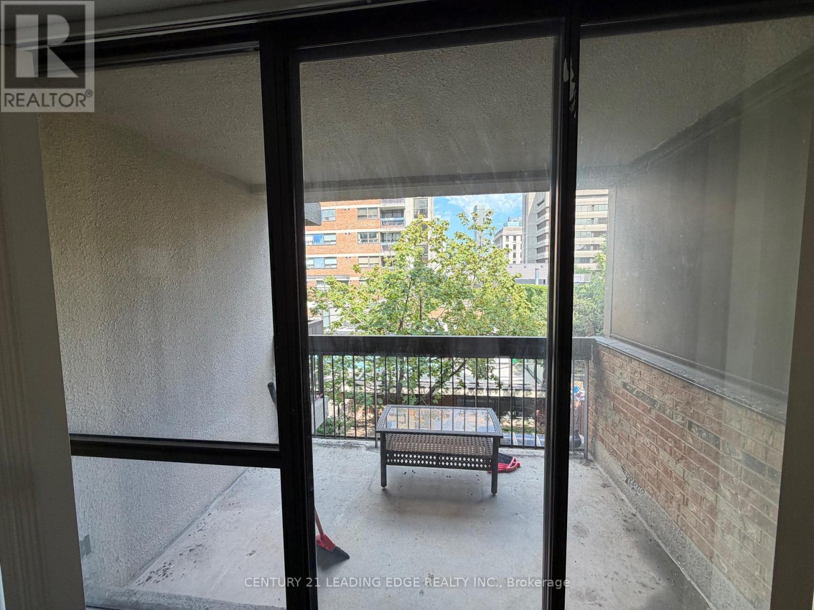 463 - 49 Mccaul Street, Toronto (Kensington-Chinatown), Ontario  M5T 2W7 - Photo 5 - C13705154