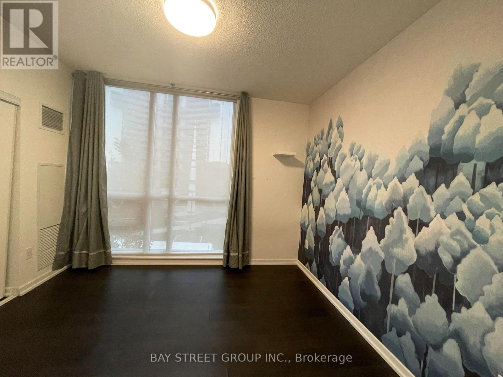 212 - 66 Forest Manor Road, Toronto (Henry Farm), Ontario  M2J 0B7 - Photo 12 - C13705164