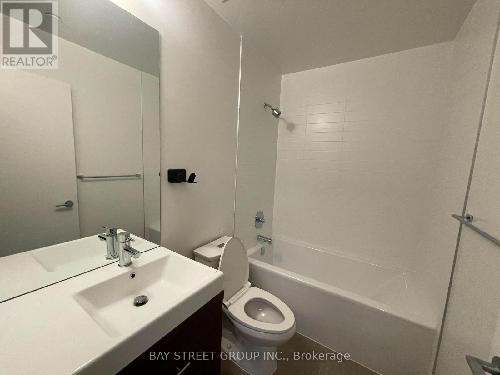 212 - 66 Forest Manor Road, Toronto (Henry Farm), Ontario  M2J 0B7 - Photo 13 - C13705164