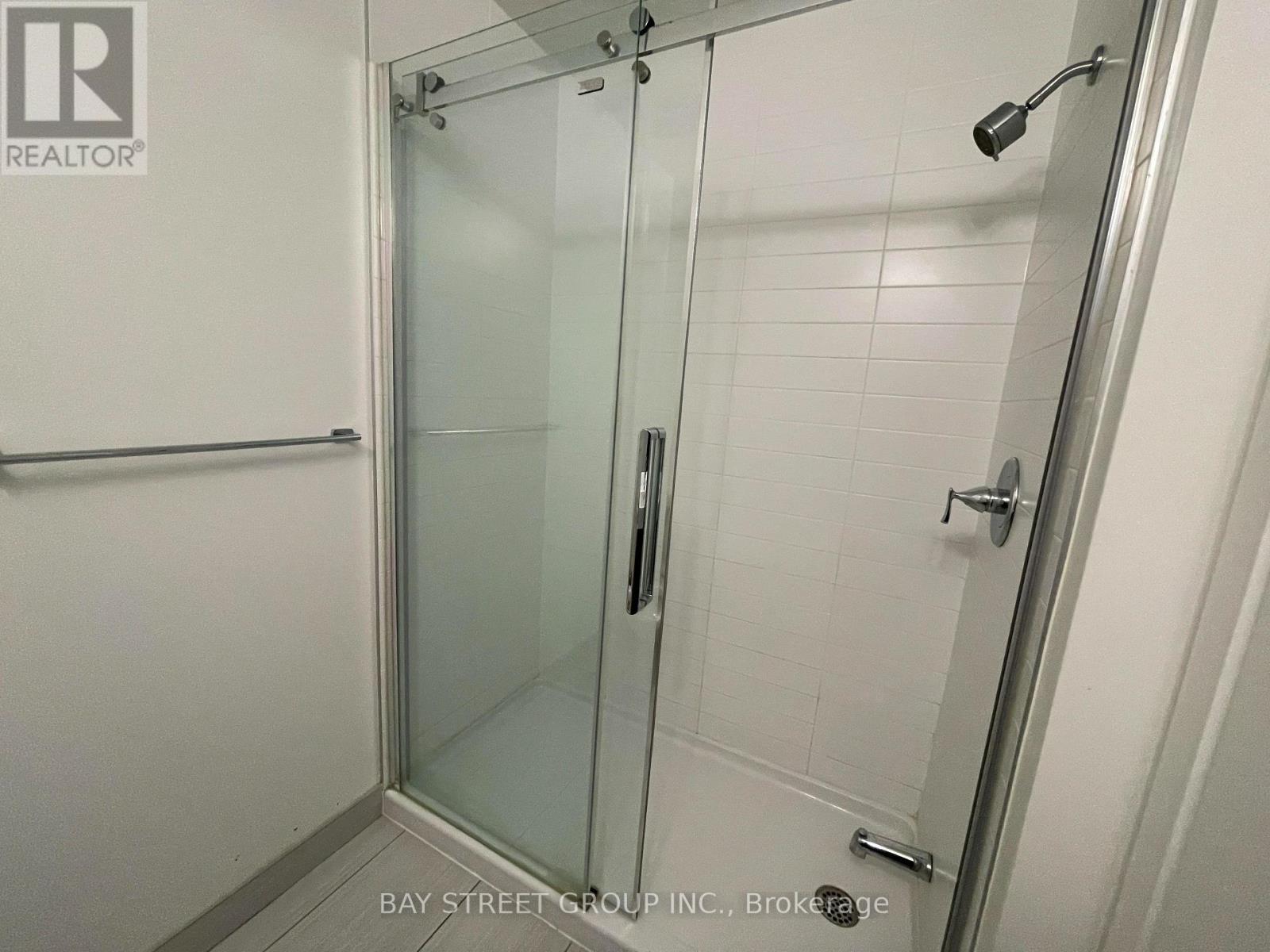 212 - 66 Forest Manor Road, Toronto (Henry Farm), Ontario  M2J 0B7 - Photo 18 - C13705164