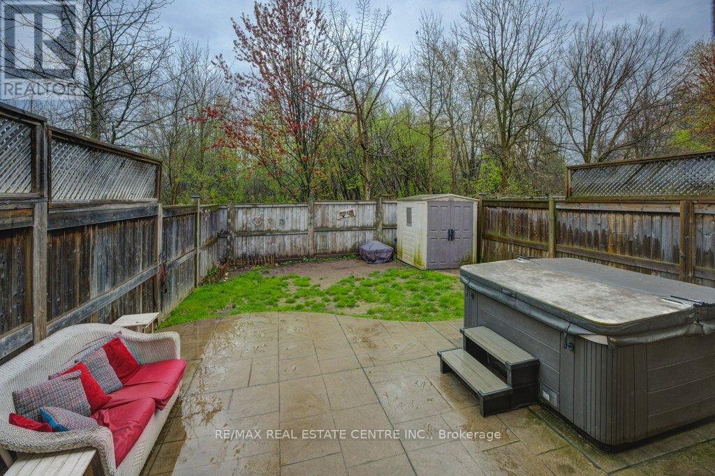 28 Glendarling Crescent, Hamilton (Winona Park), Ontario  L8E 0A9 - Photo 25 - X13705162