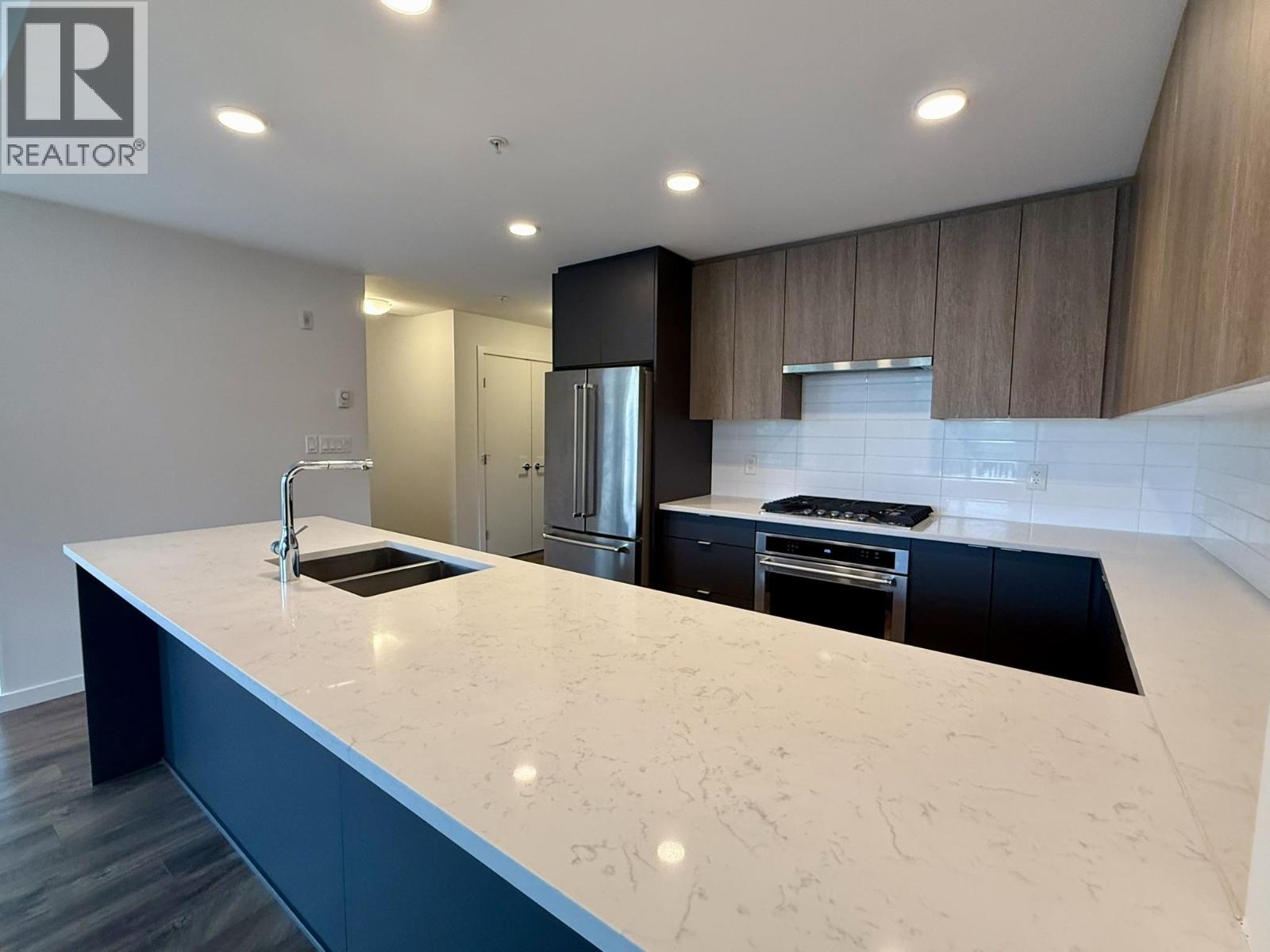 312 621 Regan Avenue, Coquitlam, British Columbia  V3J 0K1 - Photo 10 - R3151249