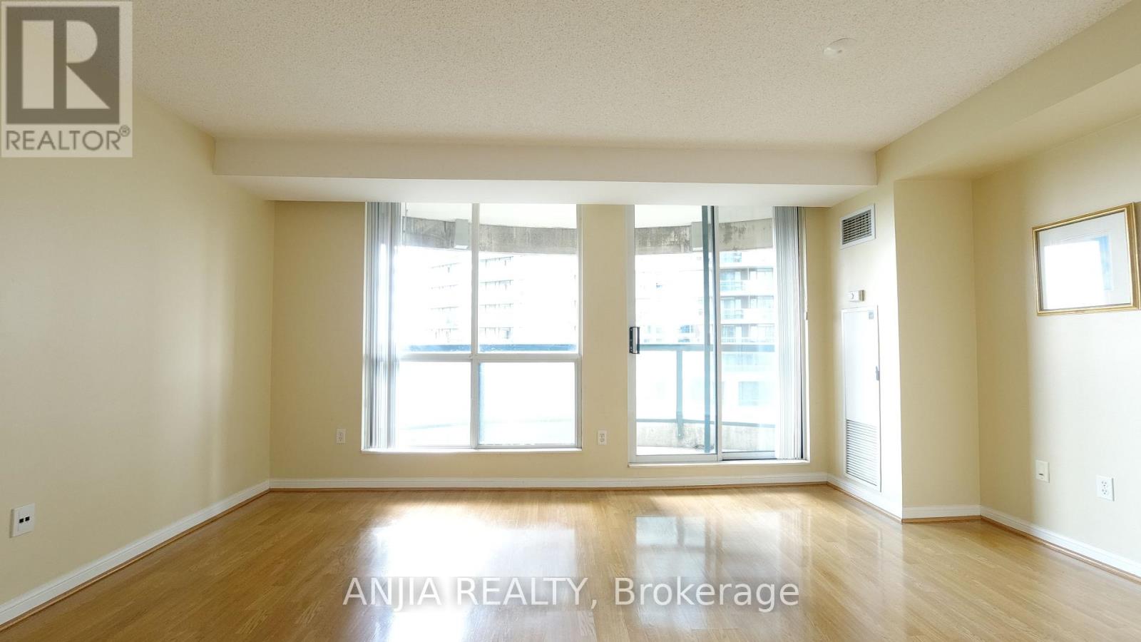 611 - 23 Lorraine Drive, Toronto, Ontario  M2N 2E3 - Photo 3 - C13518740