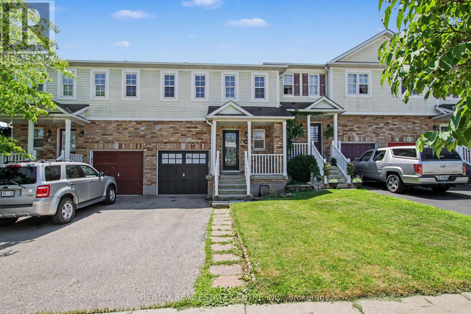 88 BLOOMINGTON DRIVE, Cambridge, Ontario