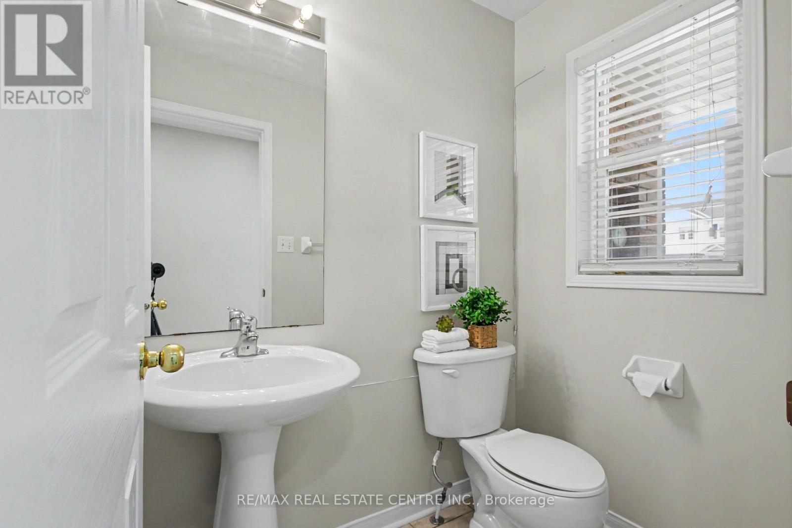 88 Bloomington Drive, Cambridge, Ontario  N1P 1J5 - Photo 6 - X13705184