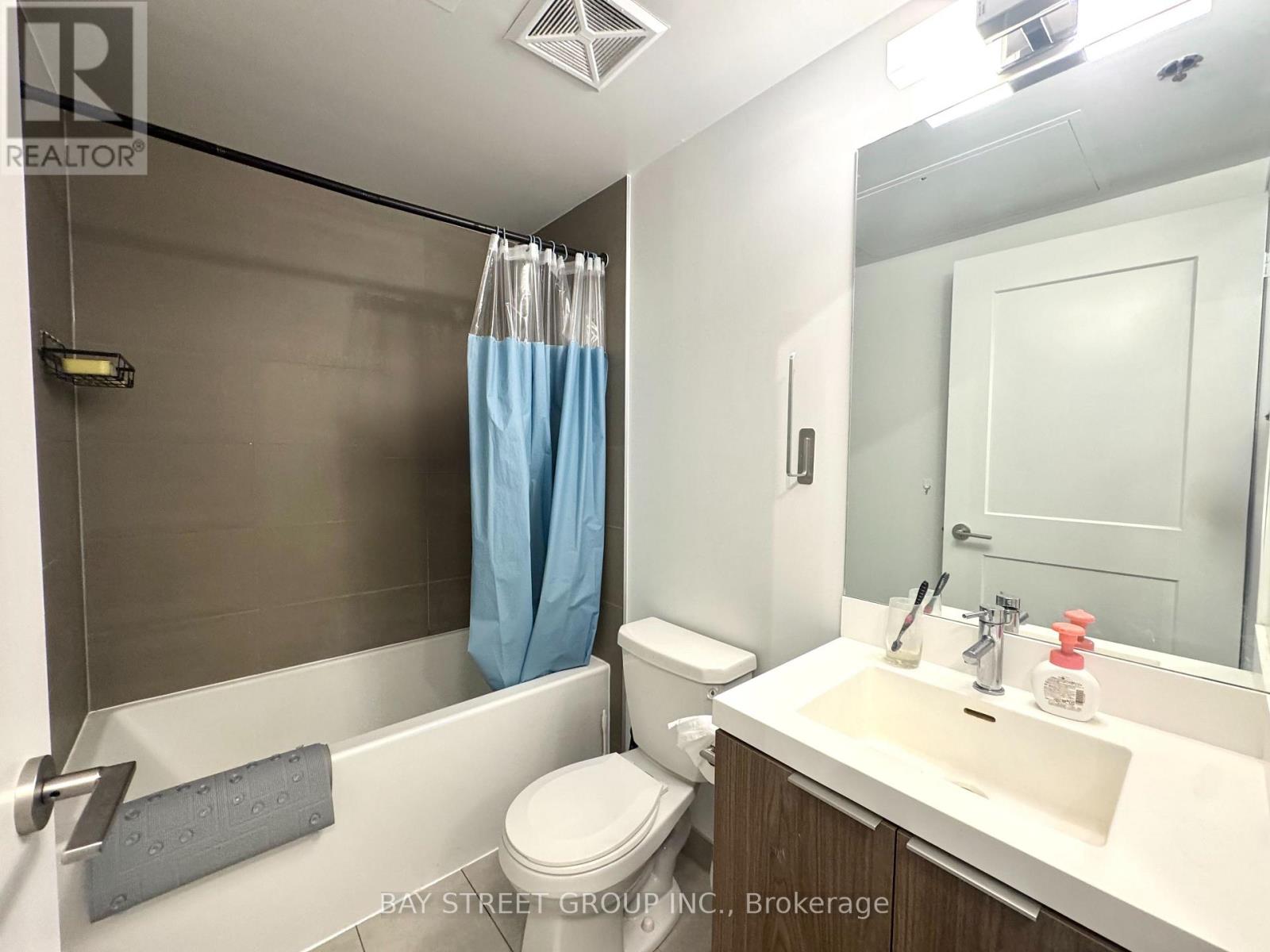 3015 - 8 Widmer Street, Toronto, Ontario  M5V 2E7 - Photo 7 - C13705194
