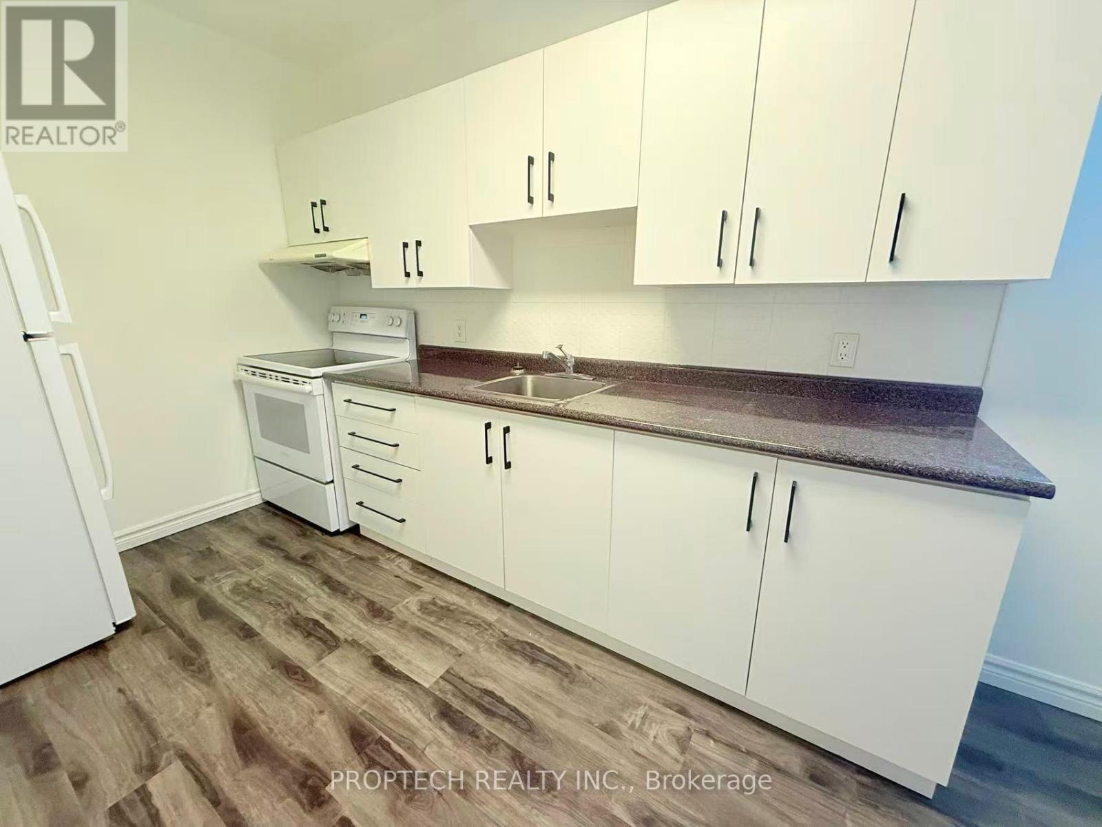 2 - 373 Broadview Avenue, Toronto, Ontario  M4K 2M7 - Photo 3 - E13705200