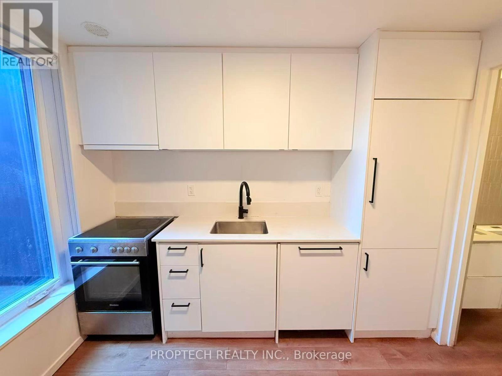 206 - 377 Broadview Avenue, Toronto, Ontario  M4K 2M7 - Photo 2 - E13705206