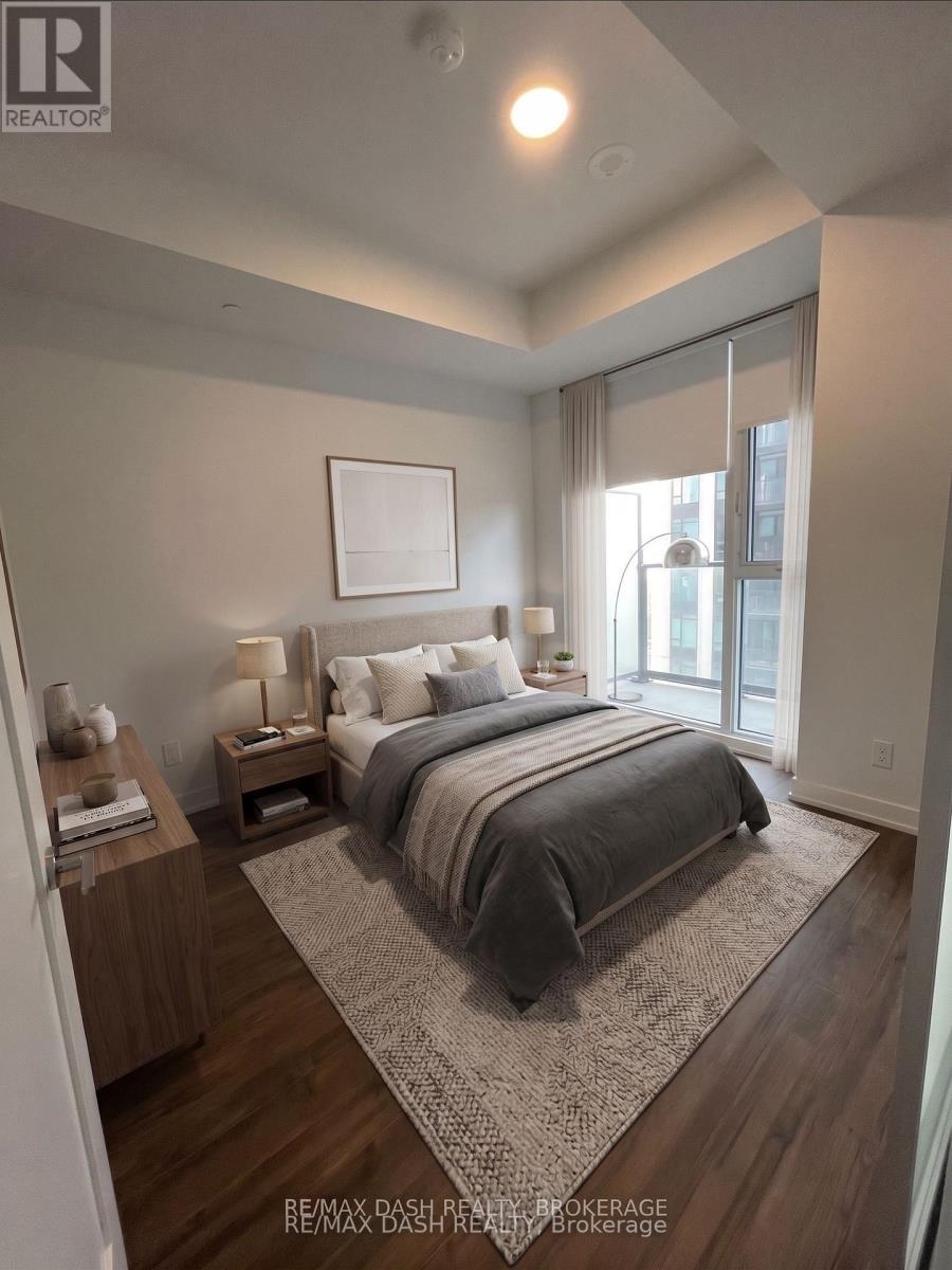 1712 - 1926 Lake Shore Boulevard W, Toronto, Ontario  M6S 1A1 - Photo 2 - W13705208