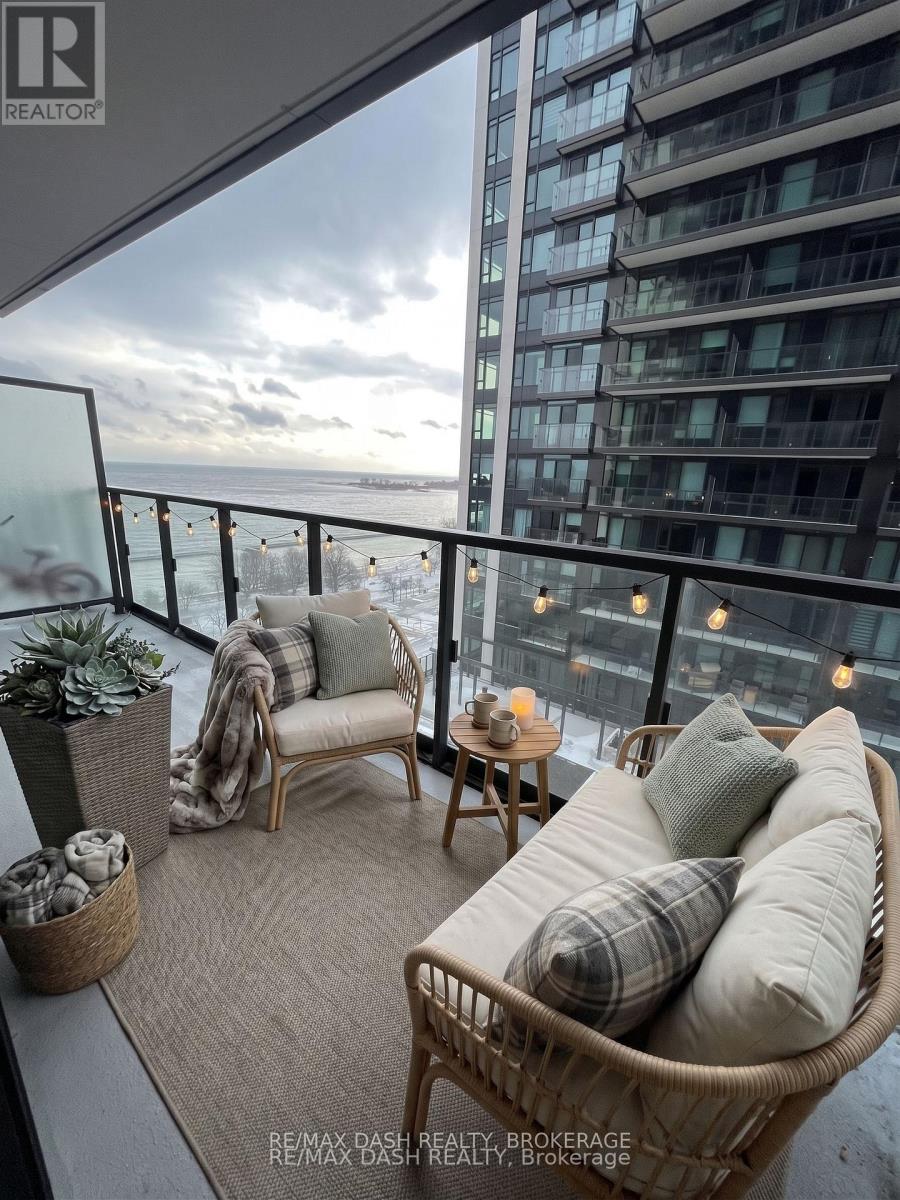 1712 - 1926 Lake Shore Boulevard W, Toronto, Ontario  M6S 1A1 - Photo 4 - W13705208
