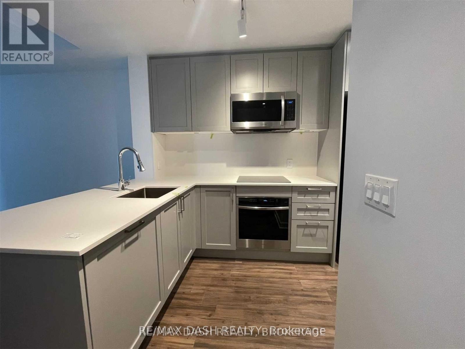 1712 - 1926 Lake Shore Boulevard W, Toronto, Ontario  M6S 1A1 - Photo 6 - W13705208