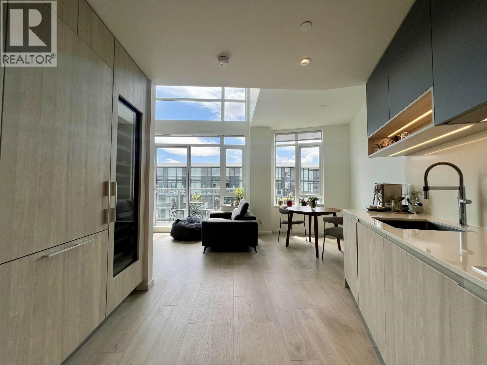 1310 6300 MINORU BOULEVARD, Richmond, British Columbia