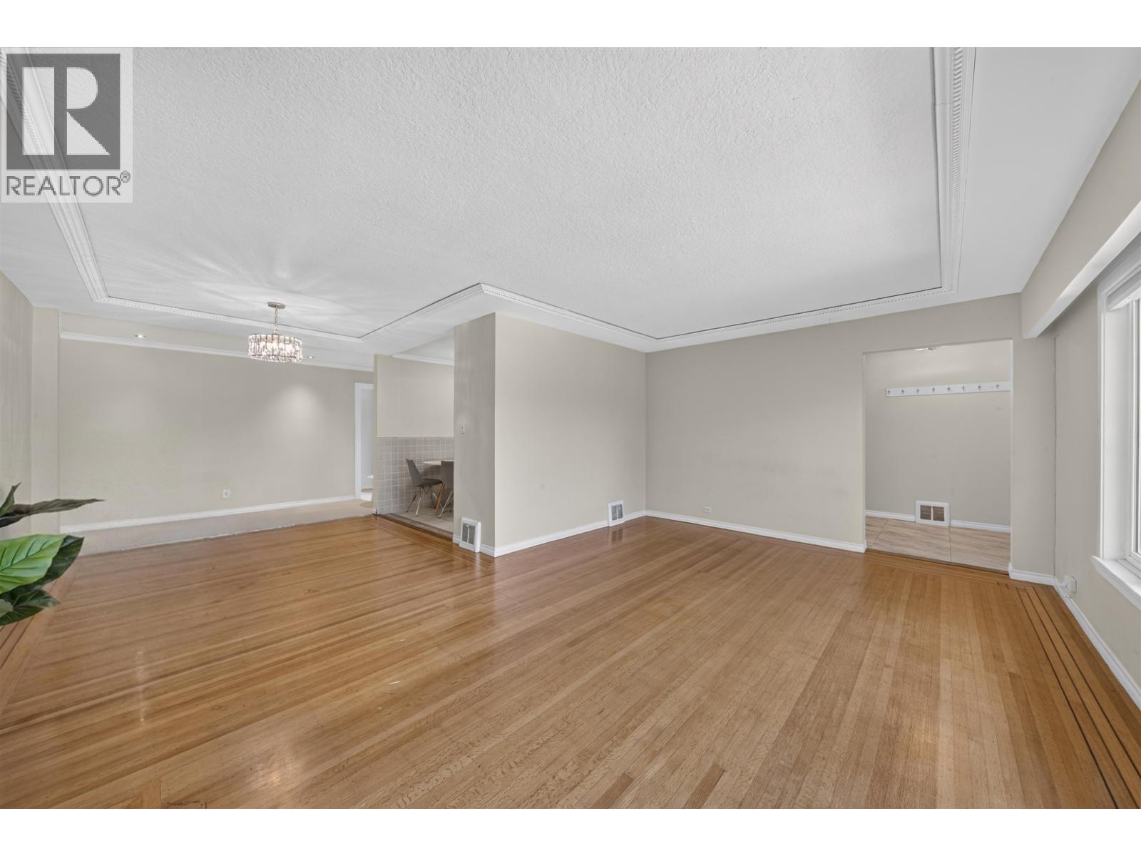 4116 Gilpin Crescent, Burnaby, British Columbia  V5G 2K2 - Photo 15 - R3157838
