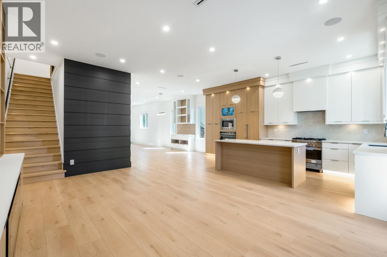 1 6139 Ashworth Avenue, Burnaby, British Columbia  V5E 3T8 - Photo 10 - R3132044