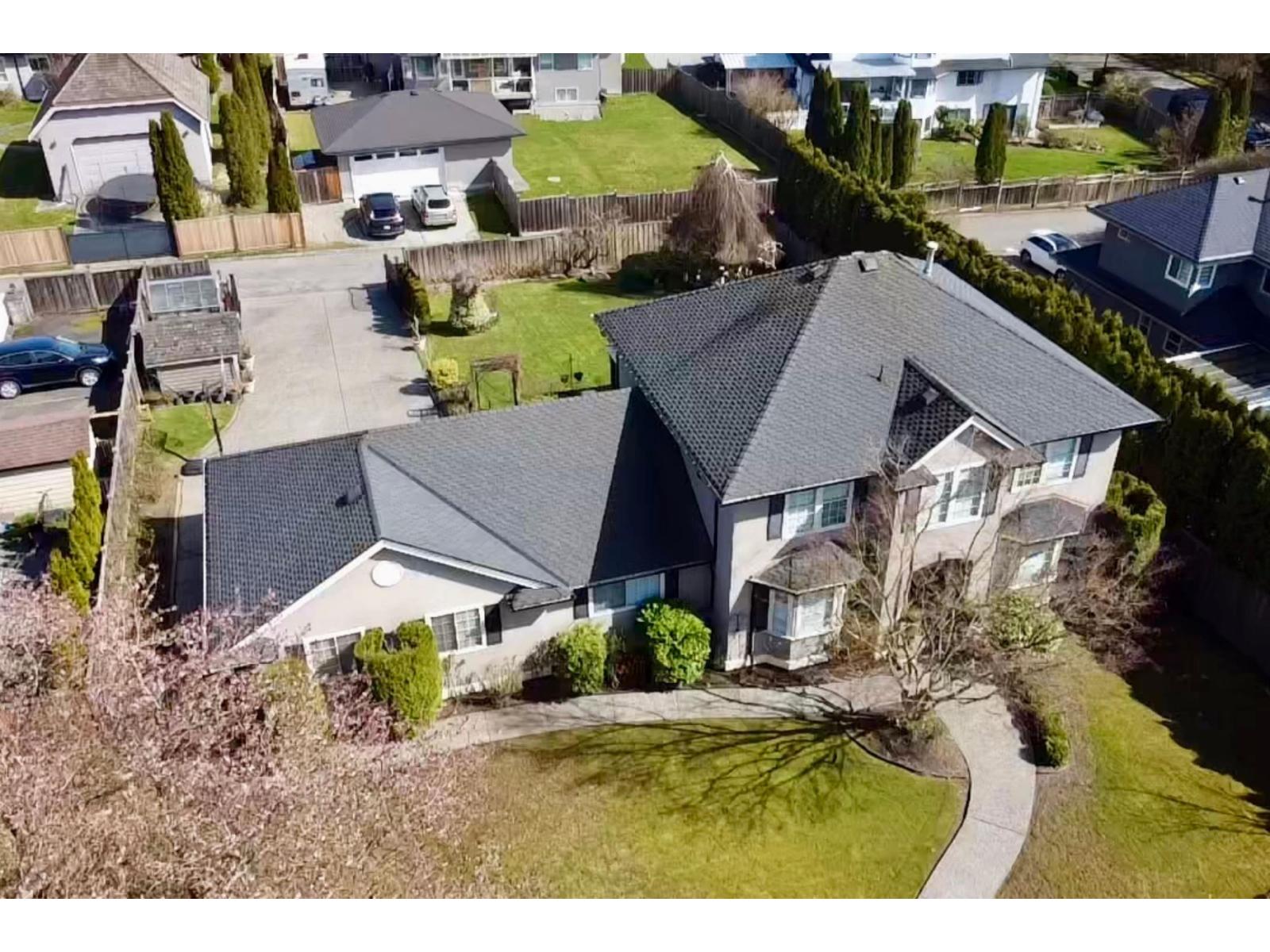 7930 144 Street, Surrey, British Columbia  V3W 1K1 - Photo 2 - R3105808