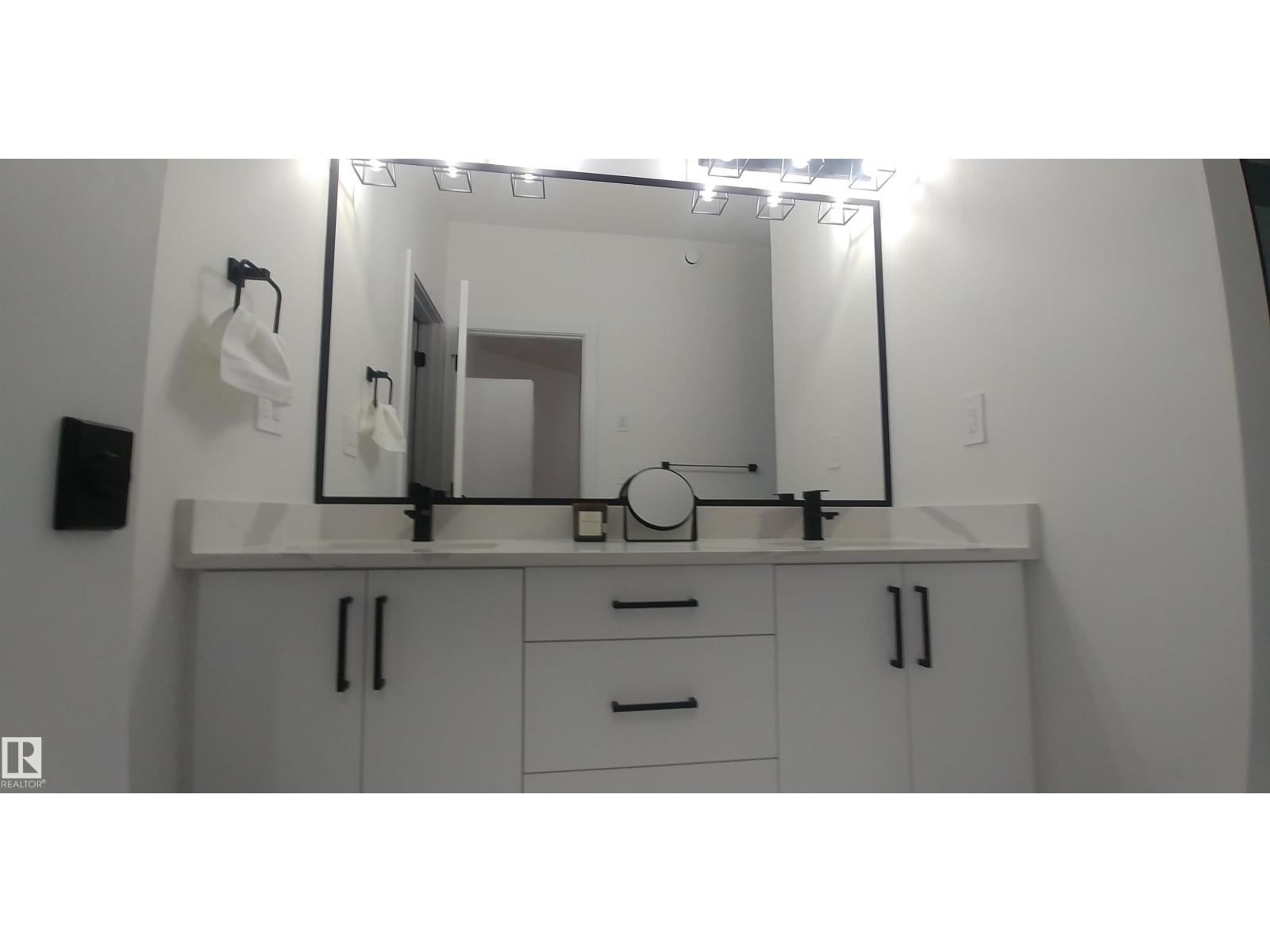 8903 Mayday Wy SW, Edmonton, Alberta T6X 3E6 - Photo 11 - E4504572