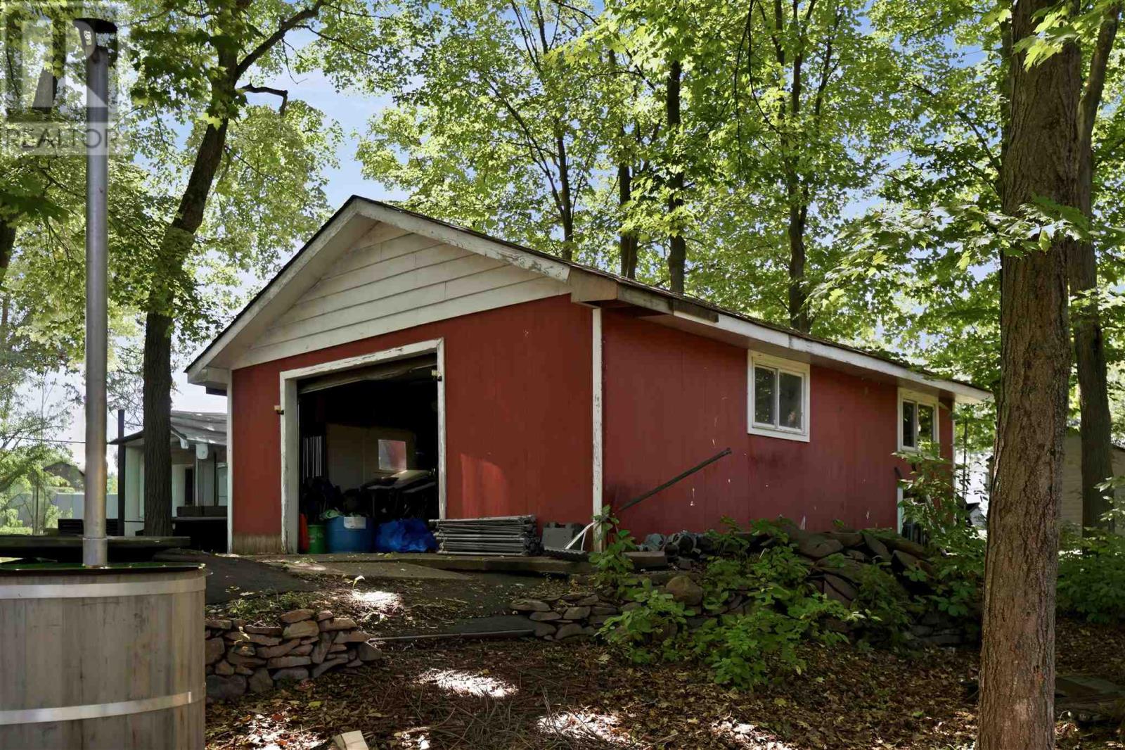 1638 Queen Street E, Sault Ste. Marie, Ontario  P6A 2G7 - Photo 32 - SM262220