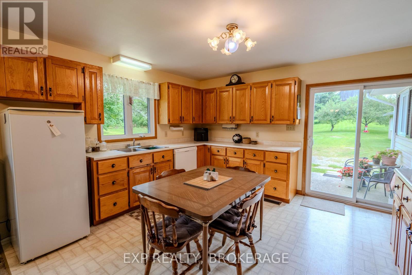 279 Munro Road, Tay Valley, Ontario  K0H 2B0 - Photo 13 - X13705260