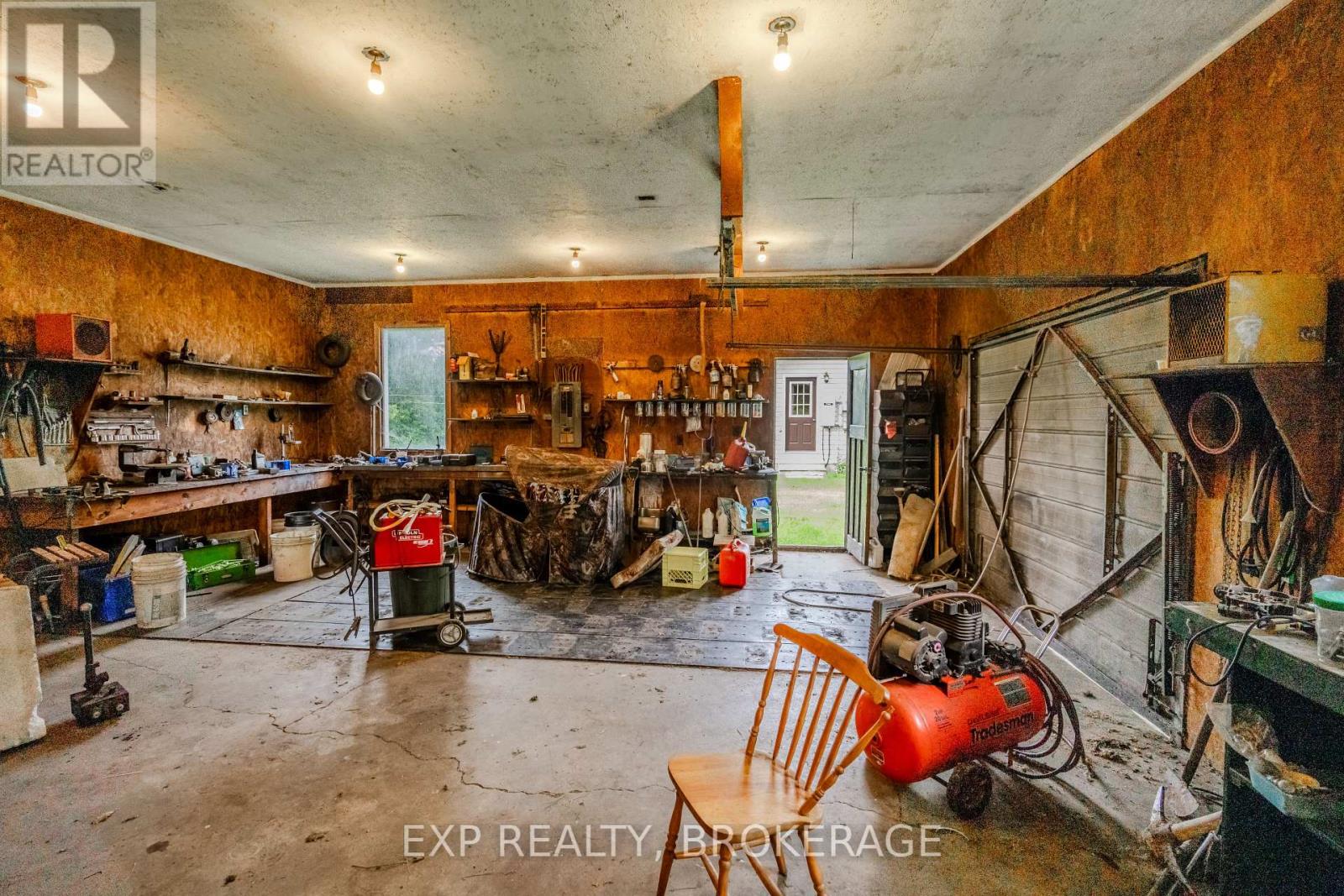 279 Munro Road, Tay Valley, Ontario  K0H 2B0 - Photo 35 - X13705260