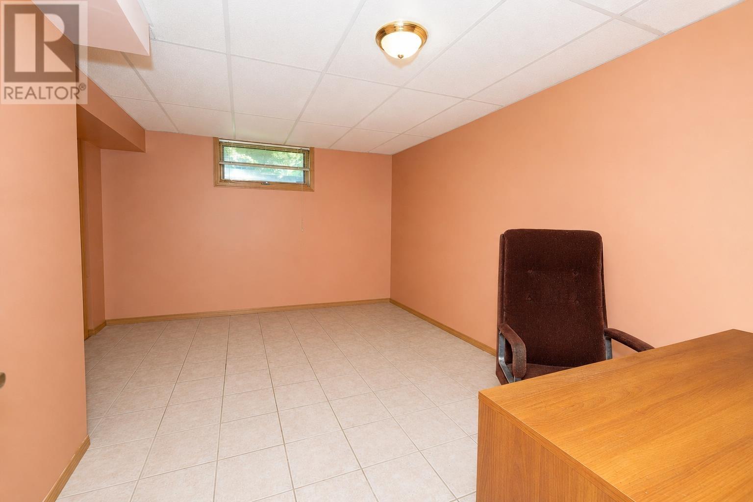 757 Porcupine Blvd, Thunder Bay, Ontario  P7C 5Y9 - Photo 22 - TB2602223
