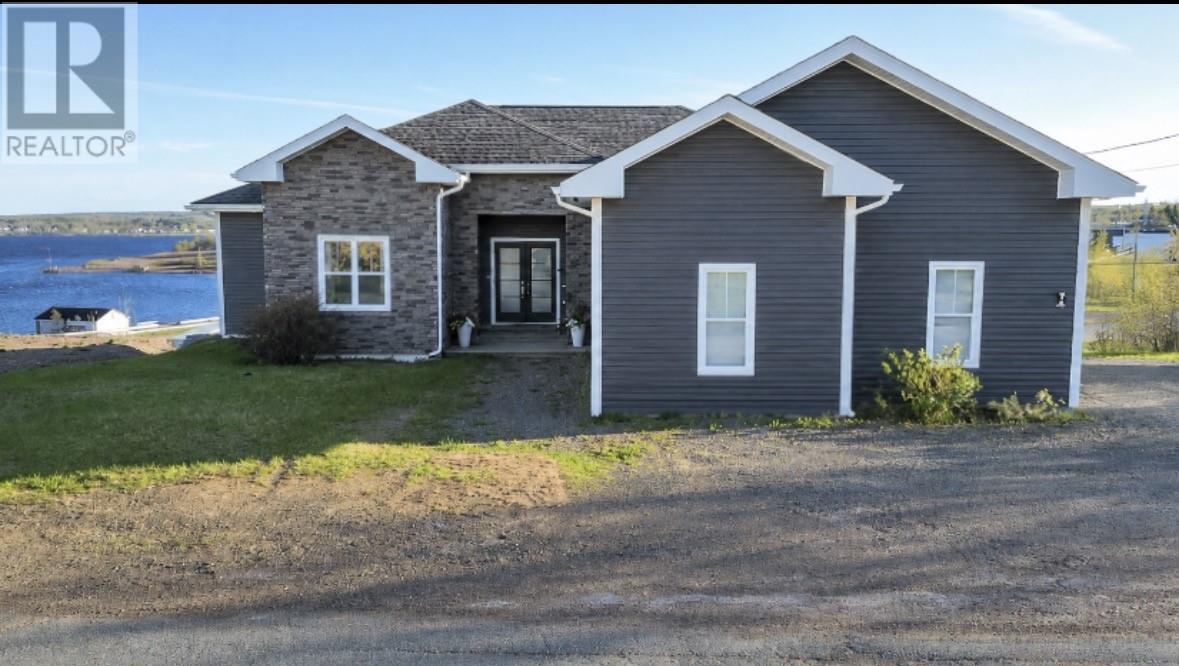 2 Mill Road, Botwood, Newfoundland & Labrador