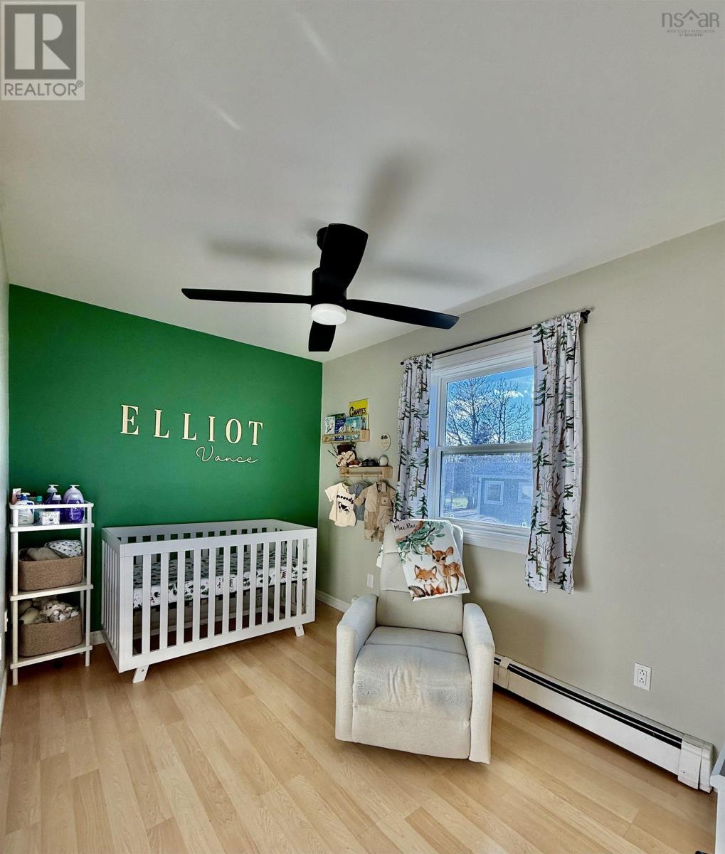 733 Sharpes Lane, New Waterford, Nova Scotia  B1H 4H1 - Photo 13 - 202611000