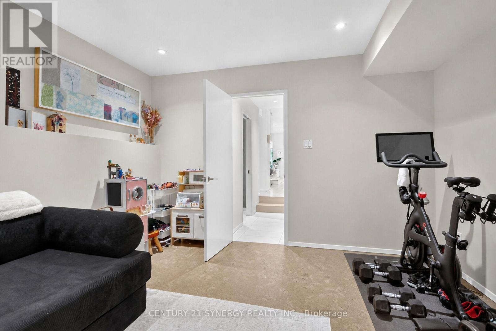 24 Stonehurst Avenue, Ottawa, Ontario  K1Y 1R4 - Photo 12 - X13586988