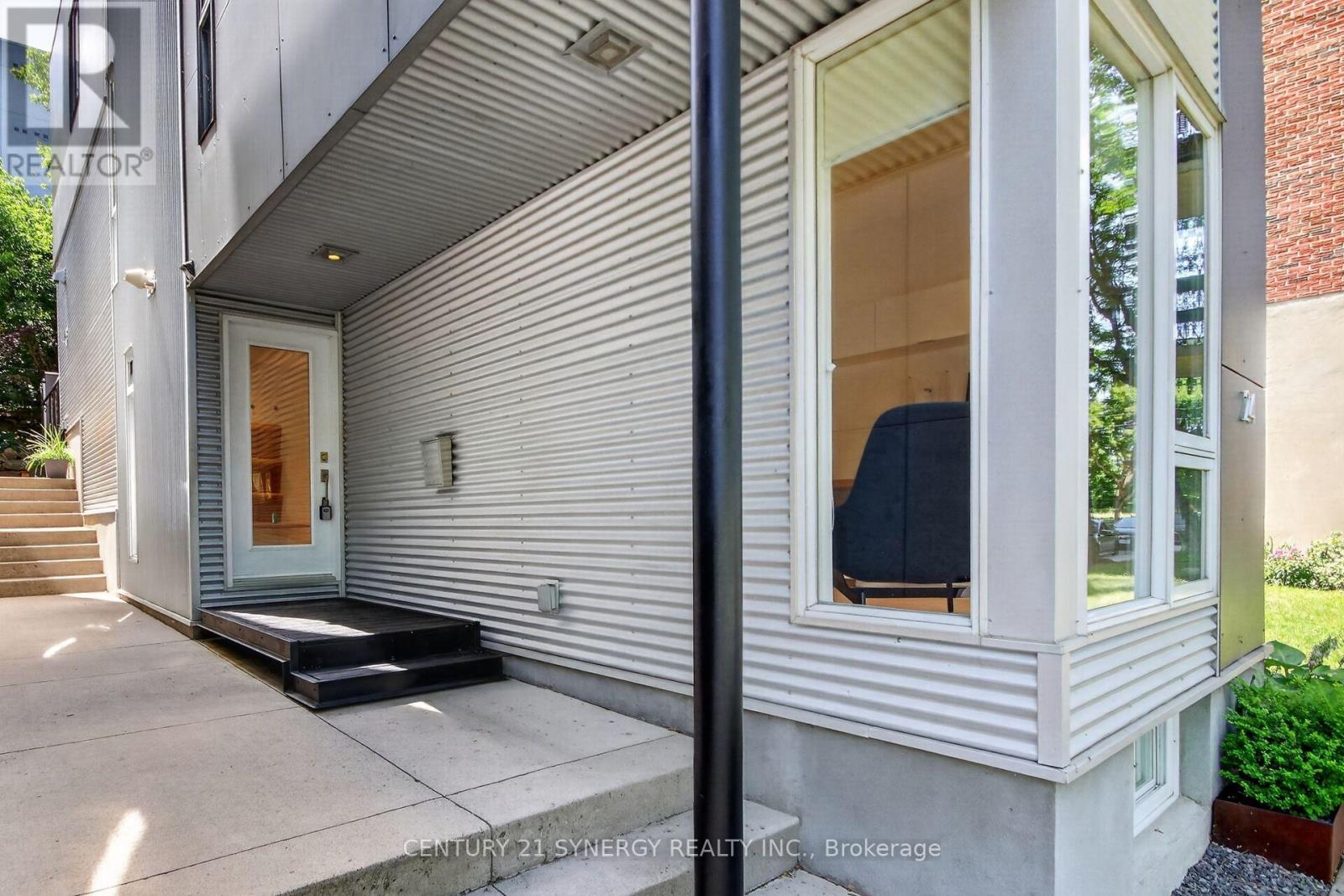 24 Stonehurst Avenue, Ottawa, Ontario  K1Y 1R4 - Photo 4 - X13586988